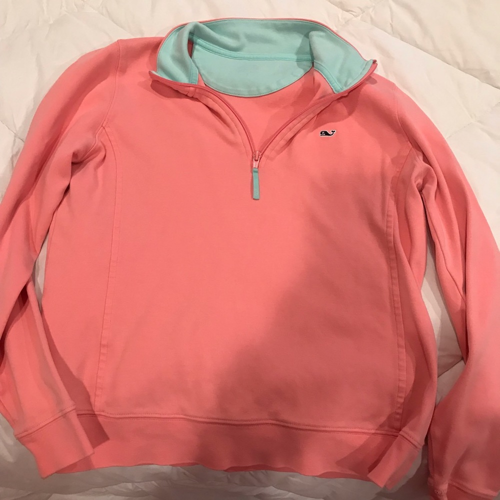 Vineyard Vines sweatshirt